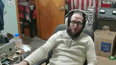 Snapshot of randalltotazz chatting on 01-16-26, 08:35 Randall online show from 01-16-26, 08:35