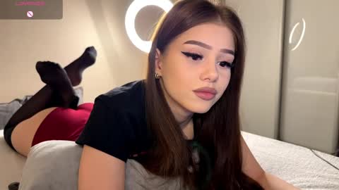 Luna online show from 04-02-26, 01:53