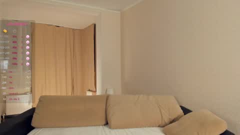 Snapshot of randichaplin chatting on 02-19-25, 09:36 Vilda online show from 02-19-25, 09:36