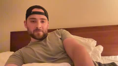 Snapshot of randomdude5950 chatting on 12-04-24, 05:16 randomdude5950 online show from 12-04-24, 05:16