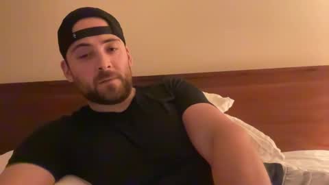 Snapshot of randomdude5950 chatting on 12-05-24, 04:53 randomdude5950 online show from 12-05-24, 04:53