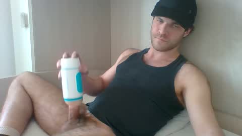 randomguy_42 online show from 03-09-26, 12:09