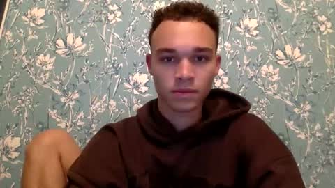 Snapshot of randyrio11 chatting on 04-10-26, 01:22 randyrio11 online show from 04-10-26, 01:22