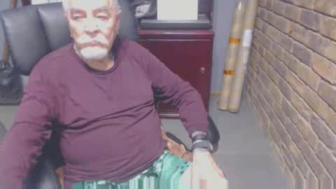 randyrodluvs69 online show from 09-29-25, 02:38