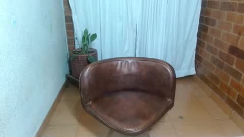 Snapshot of raquel_gh chatting on 12-05-24, 11:51 Raquel online show from 12-05-24, 11:51