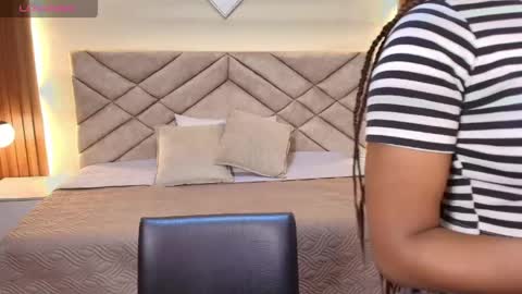 Raquel online show from 04-21-26, 12:11