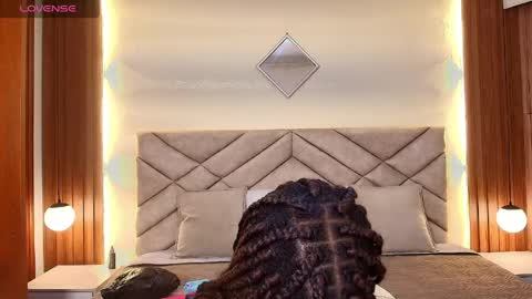 Raquel online show from 04-24-26, 12:18