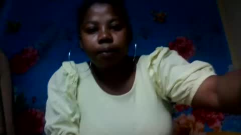 Snapshot of rasoavelo chatting on 07-24-26, 07:23 rasoavelo online show from 07-24-26, 07:23