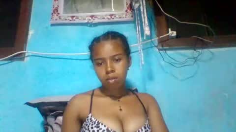 Snapshot of rasoelysca chatting on 12-17-25, 04:46 rasoelysca online show from 12-17-25, 04:46