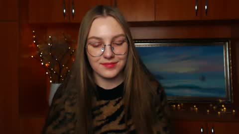 Snapshot of raspberry0101 chatting on 12-13-24, 03:00 raspberry0101 online show from 12-13-24, 03:00