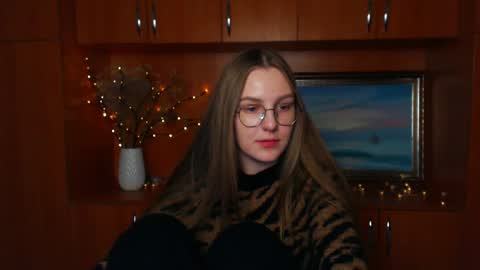 Snapshot of raspberry0101 chatting on 12-13-24, 06:27 raspberry0101 online show from 12-13-24, 06:27