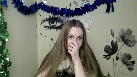 Snapshot of raspberry0101 chatting on 12-24-24, 06:28 raspberry0101 online show from 12-24-24, 06:28