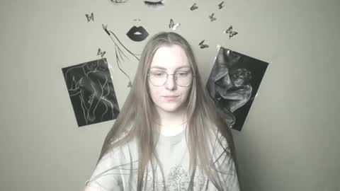 Snapshot of raspberry0101 chatting on 01-07-25, 05:31 raspberry0101 online show from 01-07-25, 05:31