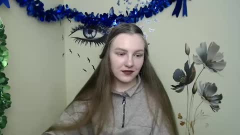 Snapshot of raspberry0101 chatting on 01-17-25, 12:52 raspberry0101 online show from 01-17-25, 12:52