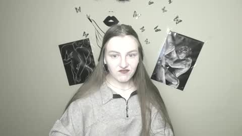 Snapshot of raspberry0101 chatting on 01-17-25, 03:53 raspberry0101 online show from 01-17-25, 03:53