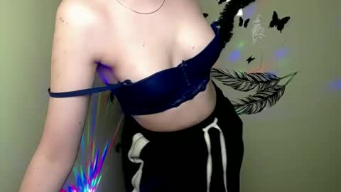 Snapshot of raspberry0101 chatting on 01-23-25, 08:13 raspberry0101 online show from 01-23-25, 08:13