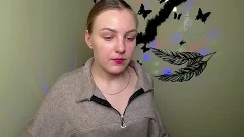 Snapshot of raspberry0101 chatting on 01-24-25, 03:22 raspberry0101 online show from 01-24-25, 03:22