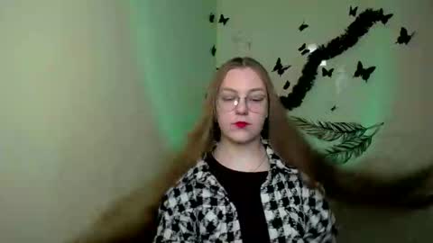 Snapshot of raspberry0101 chatting on 02-07-25, 02:04 raspberry0101 online show from 02-07-25, 02:04