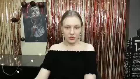 Snapshot of raspberry0101 chatting on 02-11-25, 01:41 raspberry0101 online show from 02-11-25, 01:41