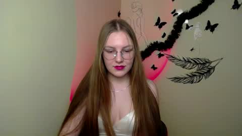 Snapshot of raspberry0101 chatting on 02-15-25, 10:55 raspberry0101 online show from 02-15-25, 10:55