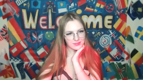 Snapshot of raspberry0101 chatting on 09-18-25, 04:53 raspberry0101 online show from 09-18-25, 04:53