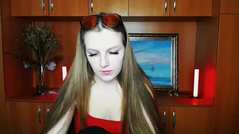 Snapshot of raspberry0101 chatting on 09-22-25, 06:59 raspberry0101 online show from 09-22-25, 06:59