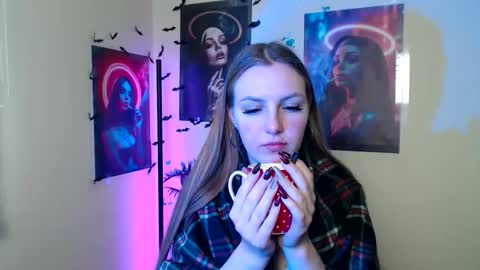 Snapshot of raspberry0101 chatting on 10-03-25, 01:08 raspberry0101 online show from 10-03-25, 01:08