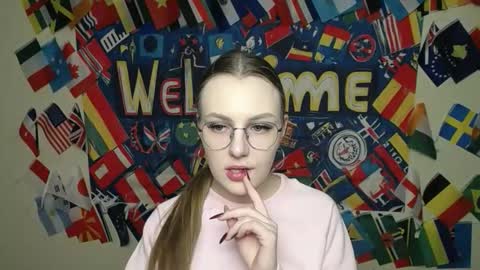 Snapshot of raspberry0101 chatting on 12-15-25, 01:59 raspberry0101 online show from 12-15-25, 01:59