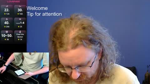 Snapshot of rathie chatting on 12-17-25, 01:17 rathie online show from 12-17-25, 01:17