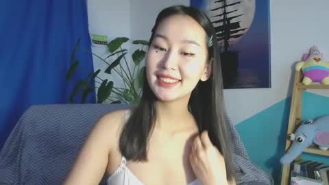 ratna_mm online show from 12-04-24, 08:34