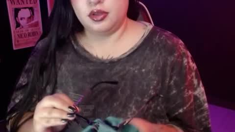 Snapshot of raven_darkk chatting on 06-02-26, 11:18 Raven online show from 06-02-26, 11:18