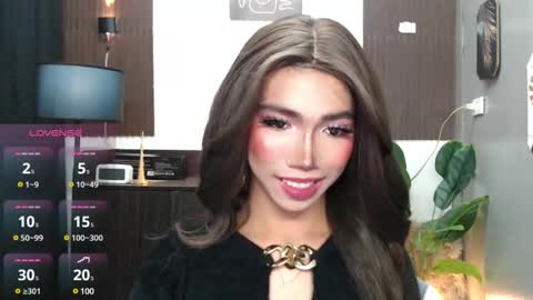 Snapshot of ravennax chatting on 02-21-25, 07:01 ravennaxx online show from 02-21-25, 07:01