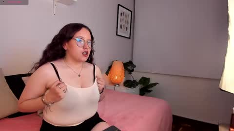 Snapshot of ravenroth_ chatting on 04-15-26, 03:57 Raven online show from 04-15-26, 03:57