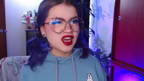 Snapshot of raventh_ chatting on 10-25-25, 11:07 raventh_ online show from 10-25-25, 11:07