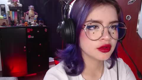 Snapshot of raventh_ chatting on 11-02-25, 11:56 raventh_ online show from 11-02-25, 11:56