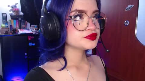 Snapshot of raventh_ chatting on 11-06-25, 12:17 raventh_ online show from 11-06-25, 12:17