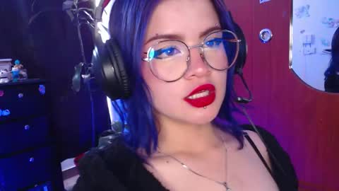 Snapshot of raventh_ chatting on 11-13-25, 12:37 raventh_ online show from 11-13-25, 12:37