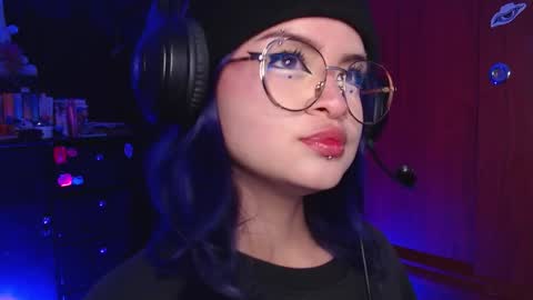 Snapshot of raventh_ chatting on 11-30-25, 09:52 raventh_ online show from 11-30-25, 09:52