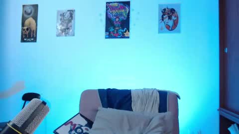 Snapshot of raventh_ chatting on 05-27-26, 02:52 raventh_ online show from 05-27-26, 02:52