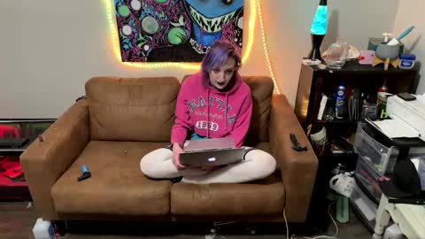 ravenxbeastie online show from 02-12-25, 09:42