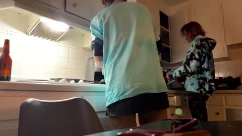 ravenxbeastie online show from 02-14-25, 04:15