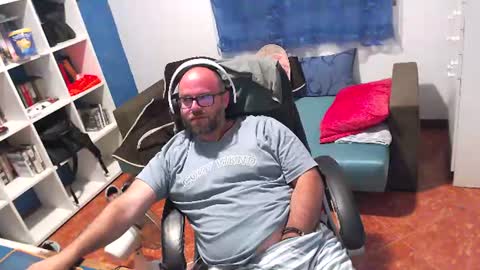 ravingr3d3 online show from 06-10-26, 11:57