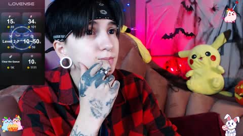 Snapshot of ray__taylor chatting on 12-12-24, 07:59 Ray online show from 12-12-24, 07:59