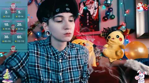 Snapshot of ray__taylor chatting on 12-25-24, 10:05 Ray online show from 12-25-24, 10:05