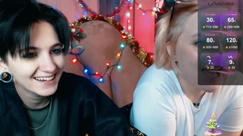 Snapshot of ray__taylor chatting on 01-10-25, 09:31 Ray online show from 01-10-25, 09:31