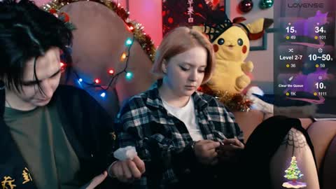 Snapshot of ray__taylor chatting on 01-11-25, 12:33 Ray online show from 01-11-25, 12:33