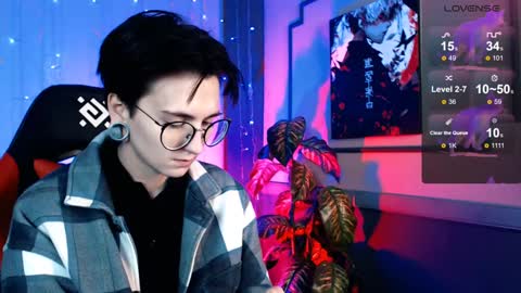 Snapshot of ray__taylor chatting on 01-28-25, 08:58 Ray online show from 01-28-25, 08:58