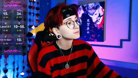 Snapshot of ray__taylor chatting on 03-11-25, 03:56 Ray online show from 03-11-25, 03:56