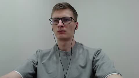 Snapshot of ray_booy chatting on 07-02-26, 06:58 Ray Booy online show from 07-02-26, 06:58