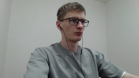Snapshot of ray_booy chatting on 07-06-26, 10:56 Ray Booy online show from 07-06-26, 10:56